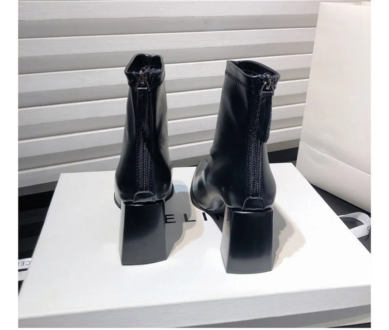 Fiamma Pointed-Toe Leather Boots with Heel