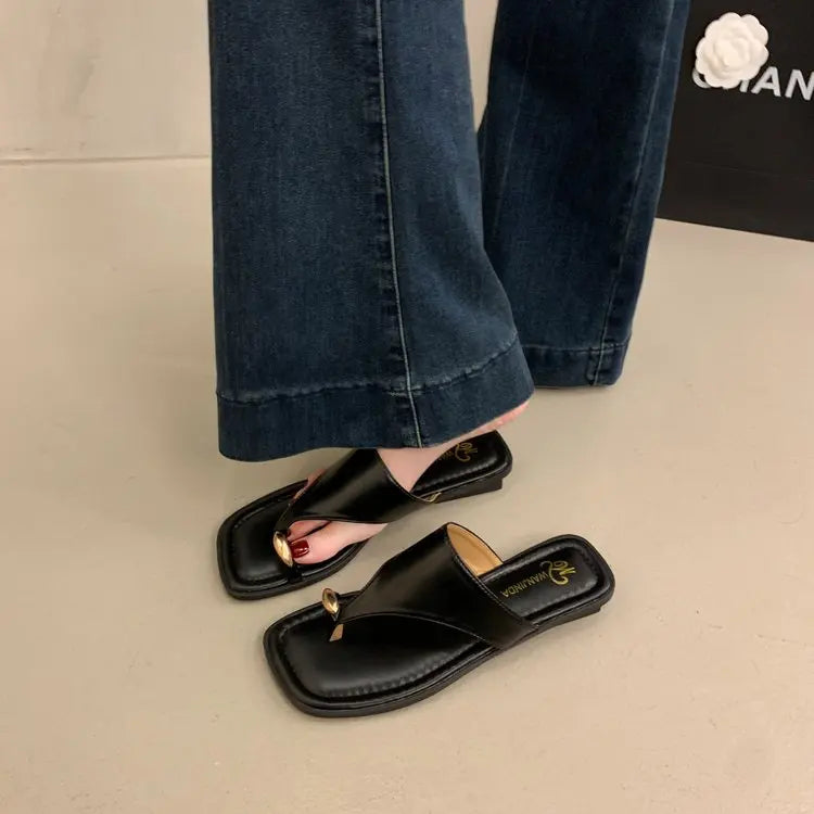 Nula Beach Flat Sandals