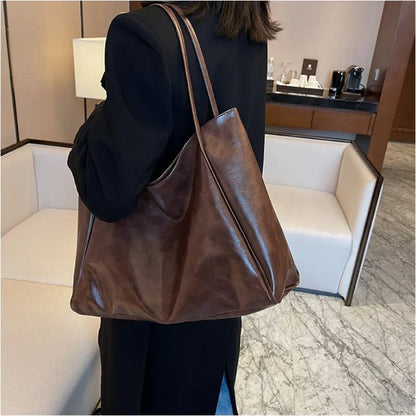 Red Large Capacity Tote Bag
