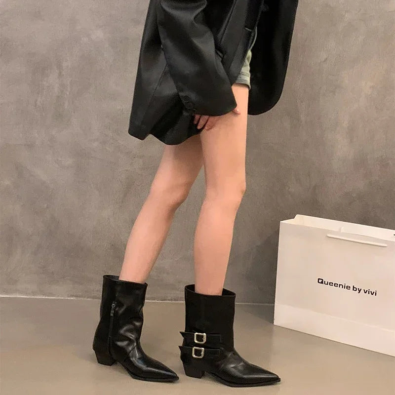 Ludi Buckled Leather Ankle Boot