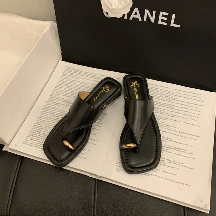 Nula Beach Flat Sandals