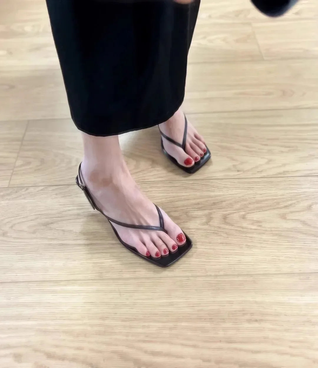 Retro Square Toe Clip Toe Sandals