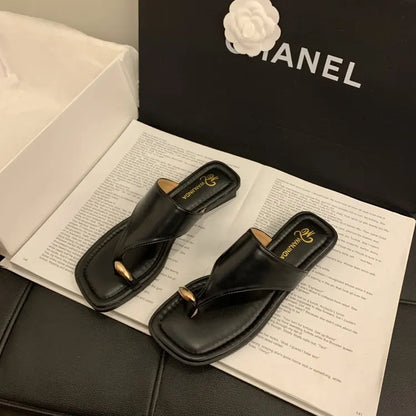 Nula Beach Flat Sandals