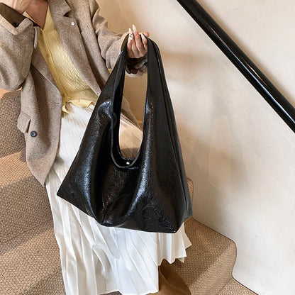 Hobo Shoulder Bag